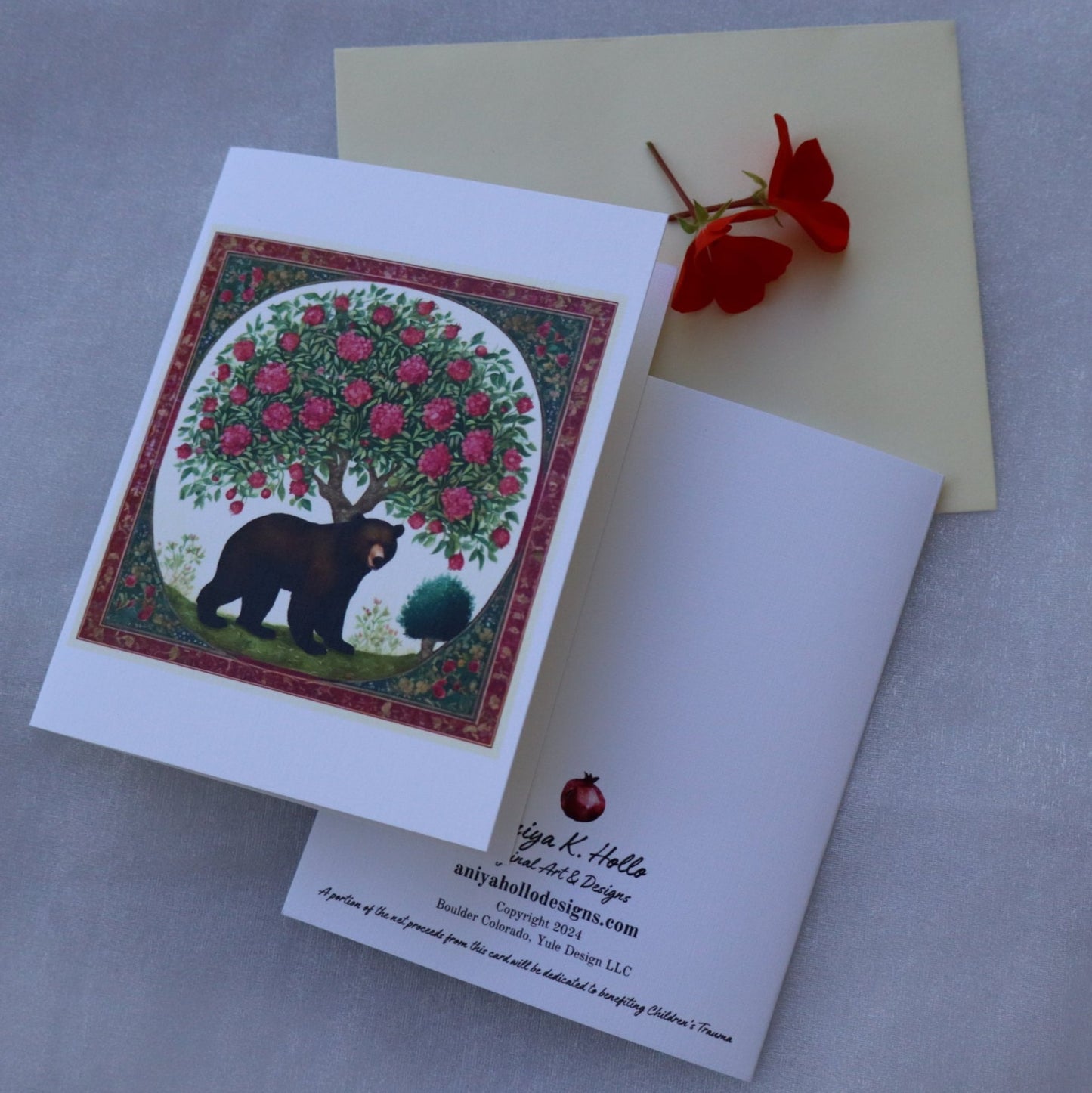 Single Greetings Card - Mama Bear